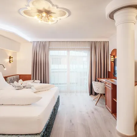 Alpenjuwel 4 Sterne Superior Hotel 4*