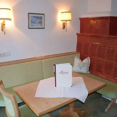 Hotel Alpenjuwel Jäger 4*