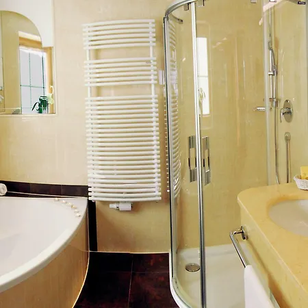 Alpenjuwel 4 Sterne Superior Hotel 4*