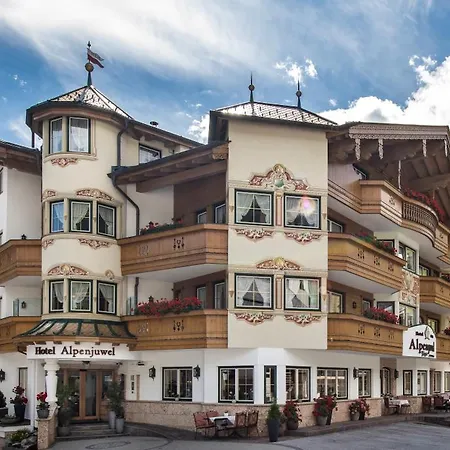 Hotel Alpenjuwel 4 Sterne Superior Tux