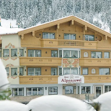 Hotel Alpenjuwel 4 Sterne Superior Tux