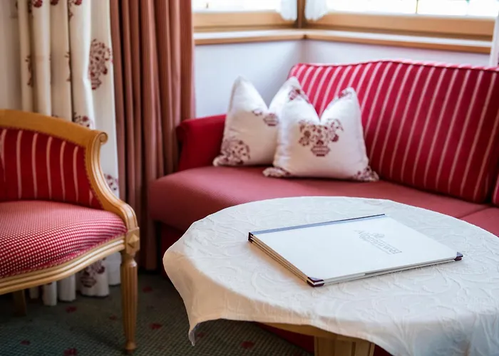 ホテル Alpenjuwel 4 Sterne Superior 4*