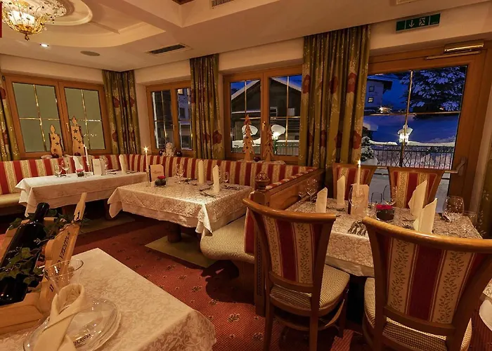 Alpenjuwel 4 Sterne Superior 4* トゥクス