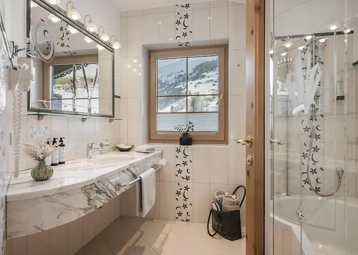 ホテル Alpenjuwel 4 Sterne Superior 4*