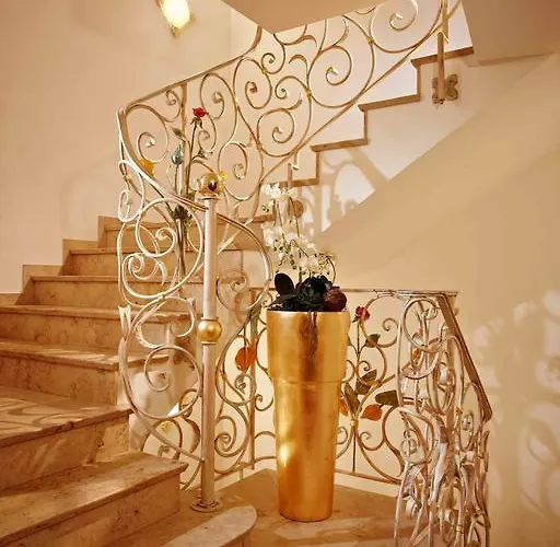 ホテル Alpenjuwel 4 Sterne Superior トゥクス